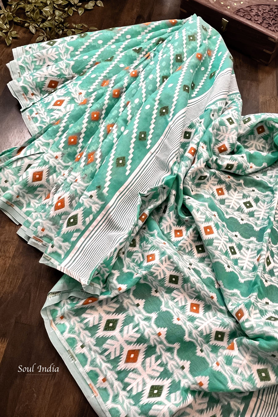 Jamdani sari with all over work and exquisite Pallu
