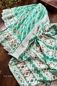 Jamdani sari with all over work and exquisite Pallu