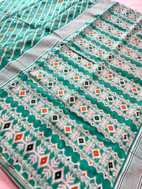 Jamdani sari with all over work and exquisite Pallu