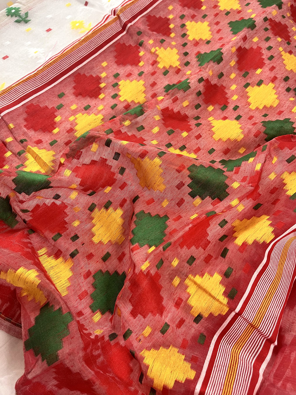 Jamdani sari with all over work and exquisite Pallu