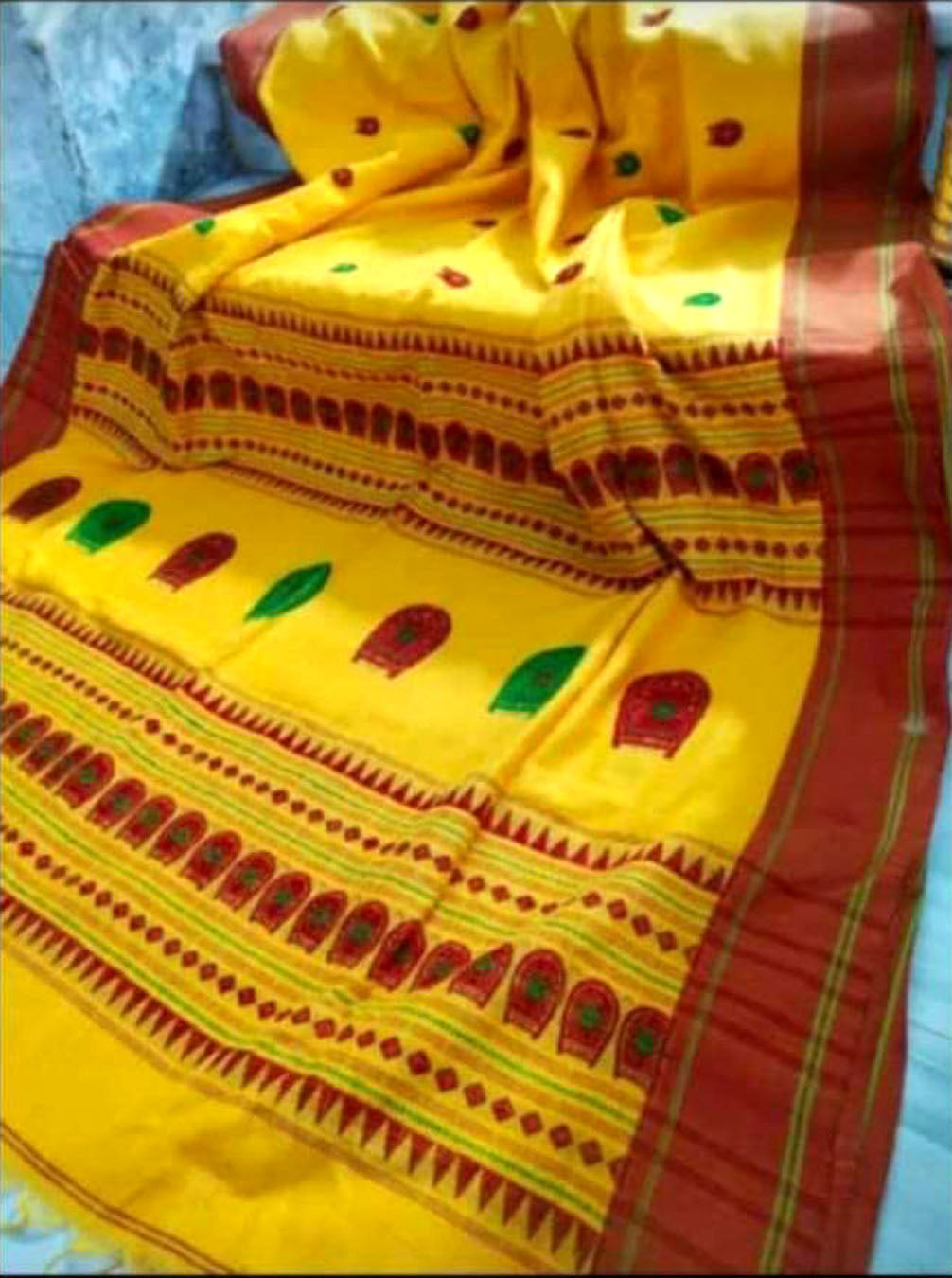 Holud Pakhi - Handloom Mercerised Cotton Saree With Manipuri Weave