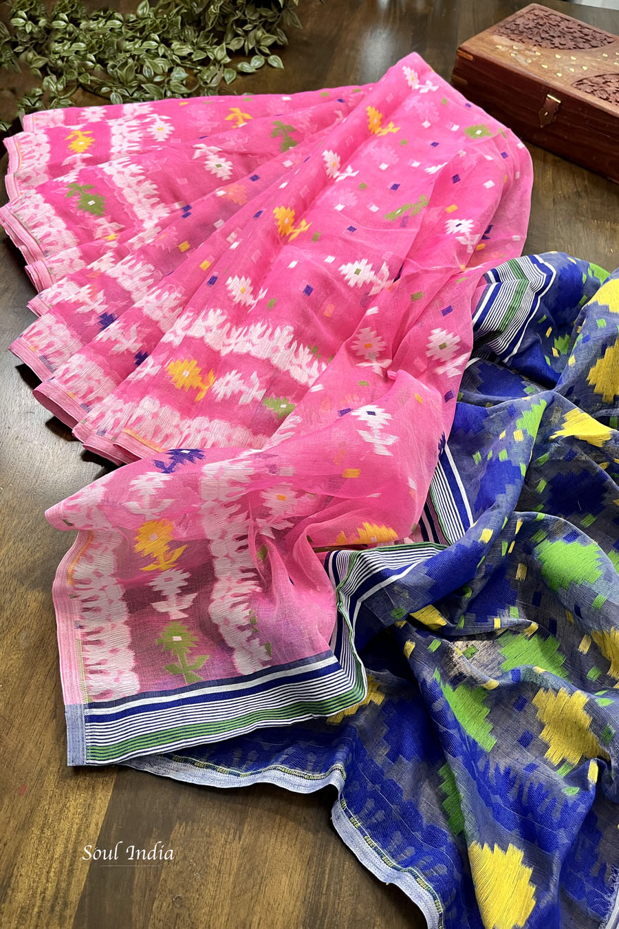 Jamdani sari with all over work and exquisite Pallu