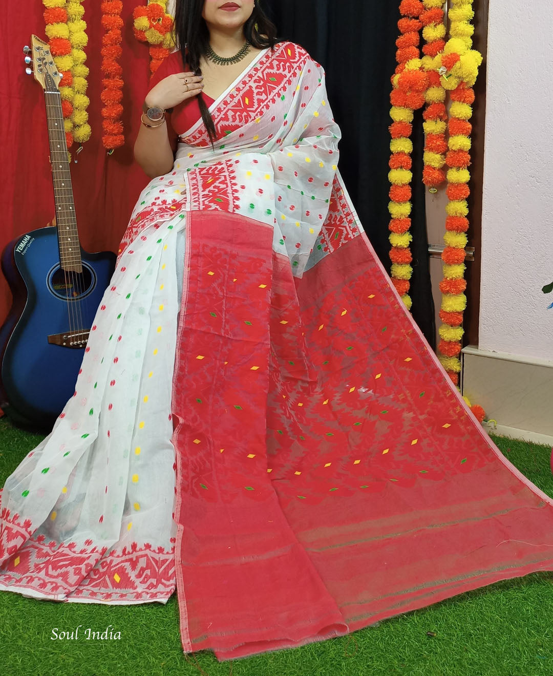 Jamdani sari with all over work and exquisite Pallu