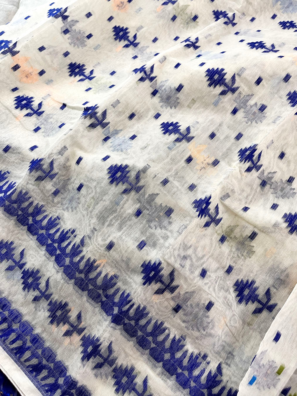 Jamdani sari with all over work and exquisite Pallu