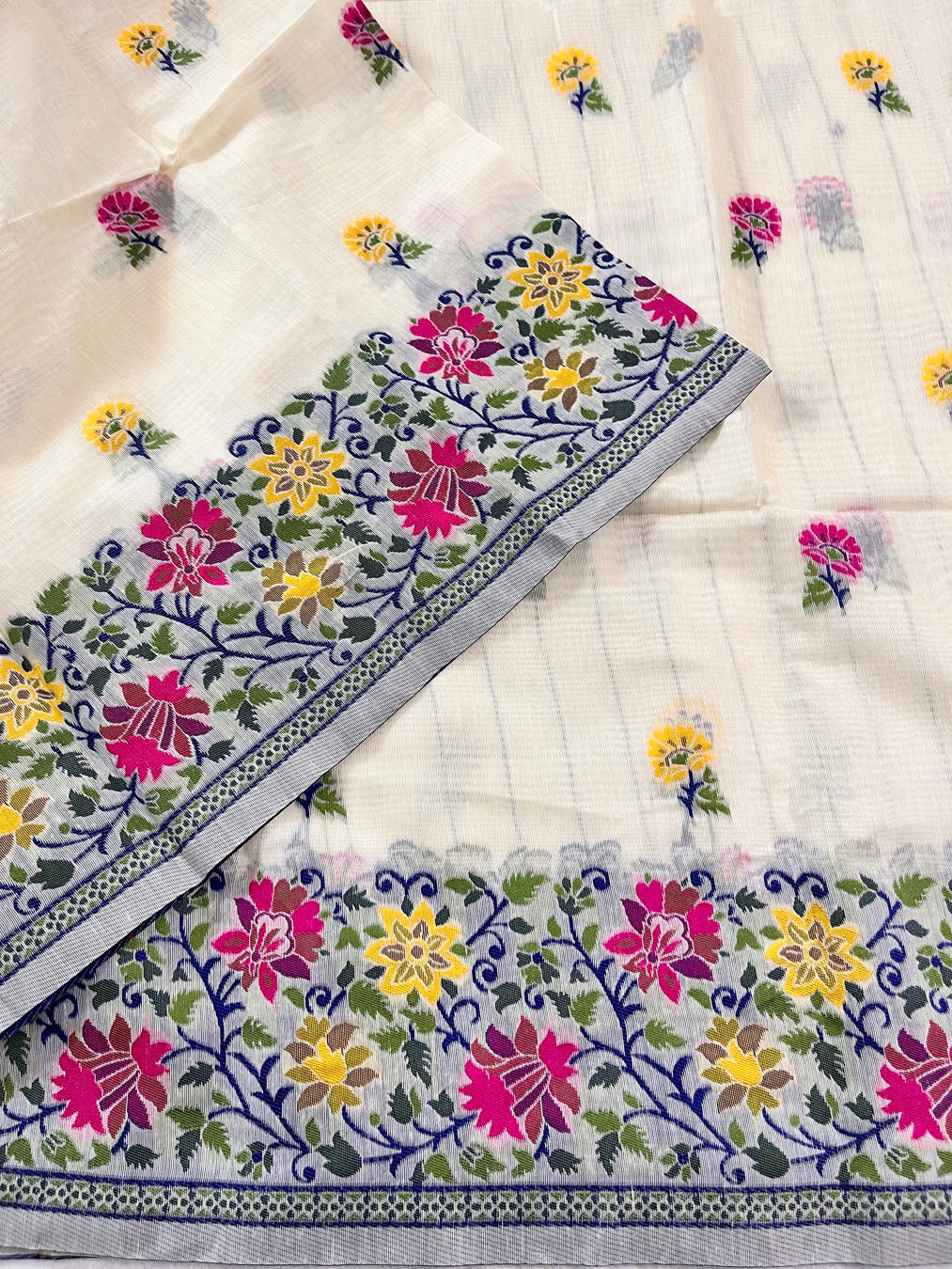 Jamdani sari with all over work and exquisite Pallu