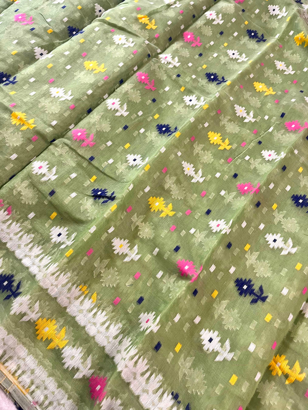 Jamdani sari with all over work and exquisite Pallu