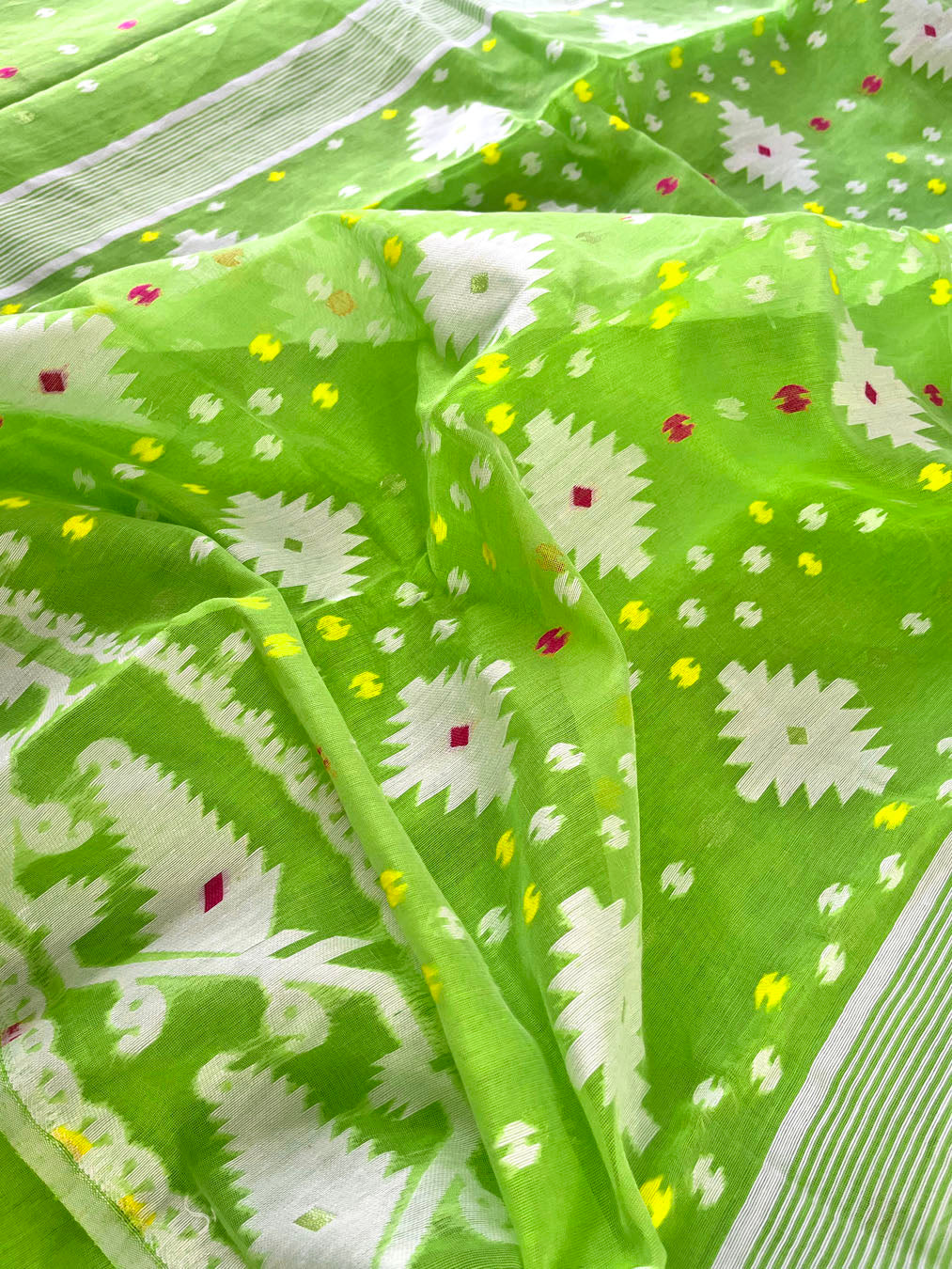 Jamdani sari with all over work and exquisite Pallu