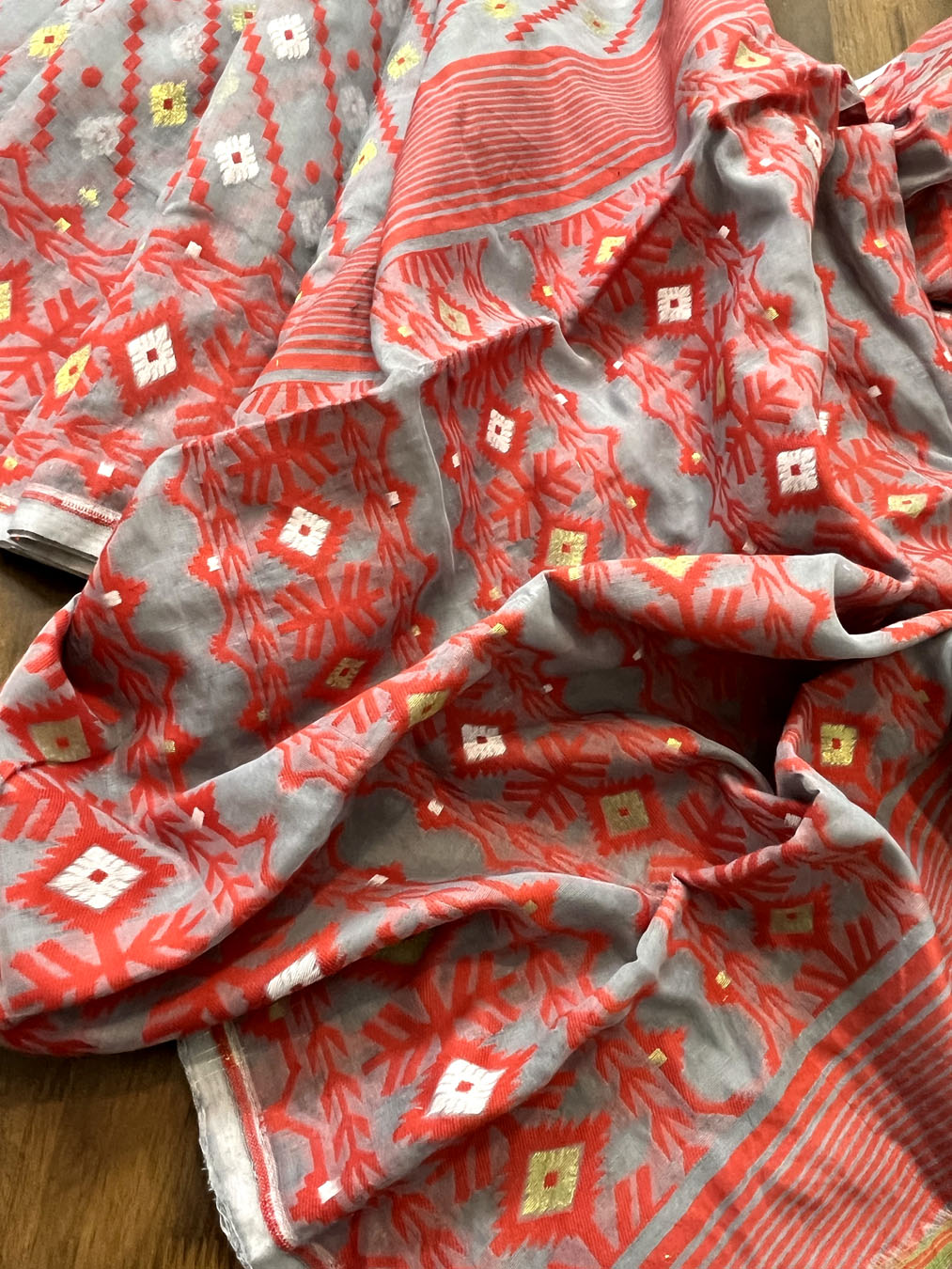Jamdani sari with all over work and exquisite Pallu