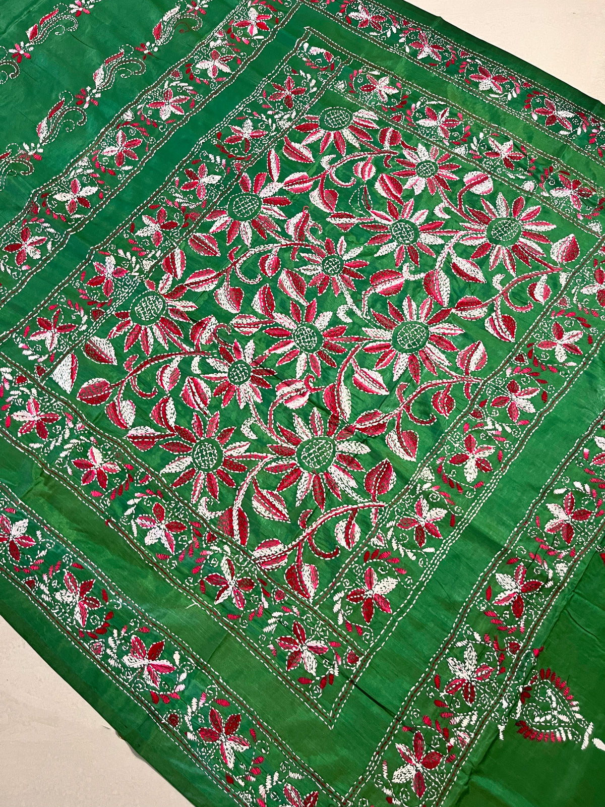 Shantiniketan Hand Embroidery Kantha Stitch Saree - Green