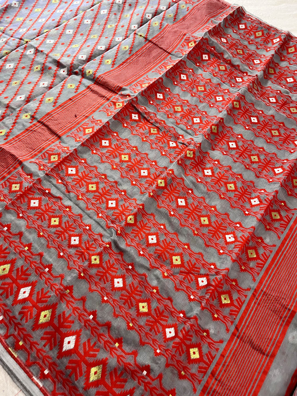 Jamdani sari with all over work and exquisite Pallu