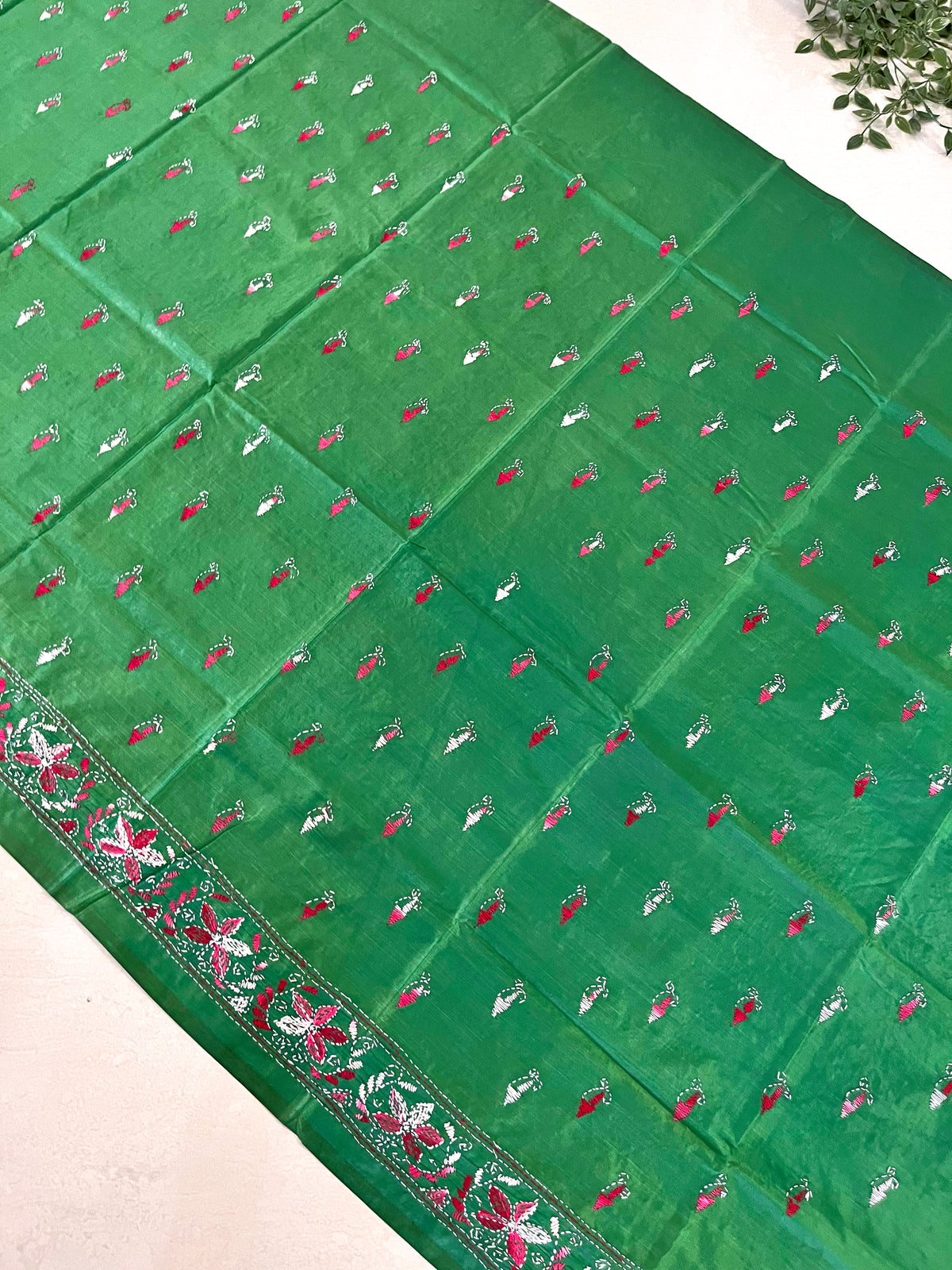 Shantiniketan Hand Embroidery Kantha Stitch Saree - Green