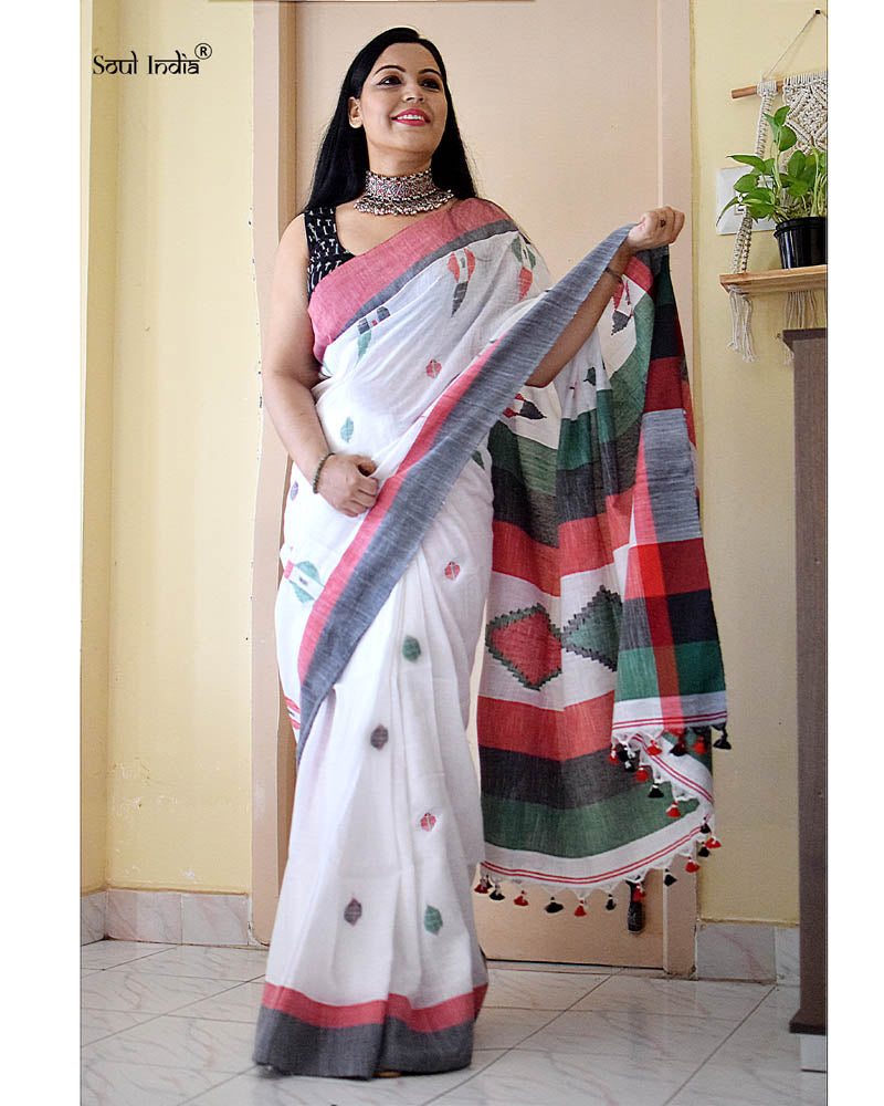 Handloom Khadi Cotton Saree With Woven Design -Off White