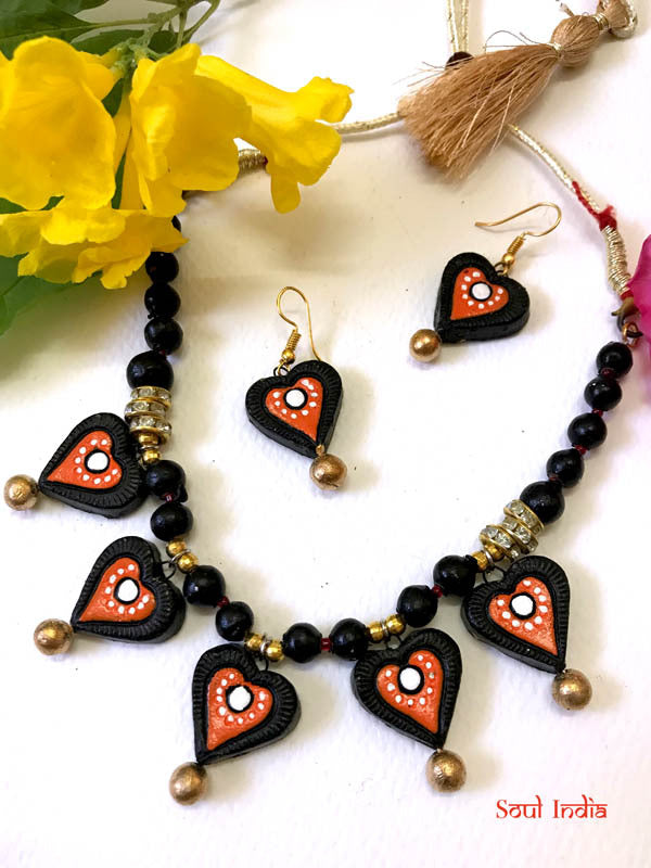 Handmade Terracotta Necklace Set- Black