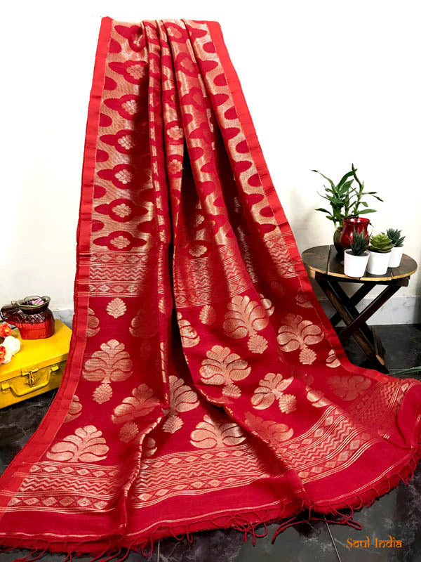 Handloom Linen Banarasi Saree With Zari Work  - Red