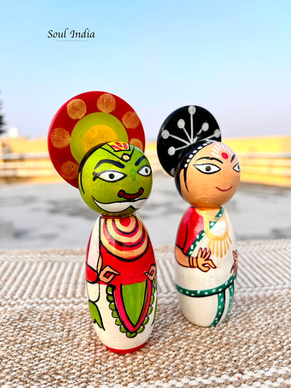 Handcrafted GI TAGGED Channapatna Wooden Kathakali Couple