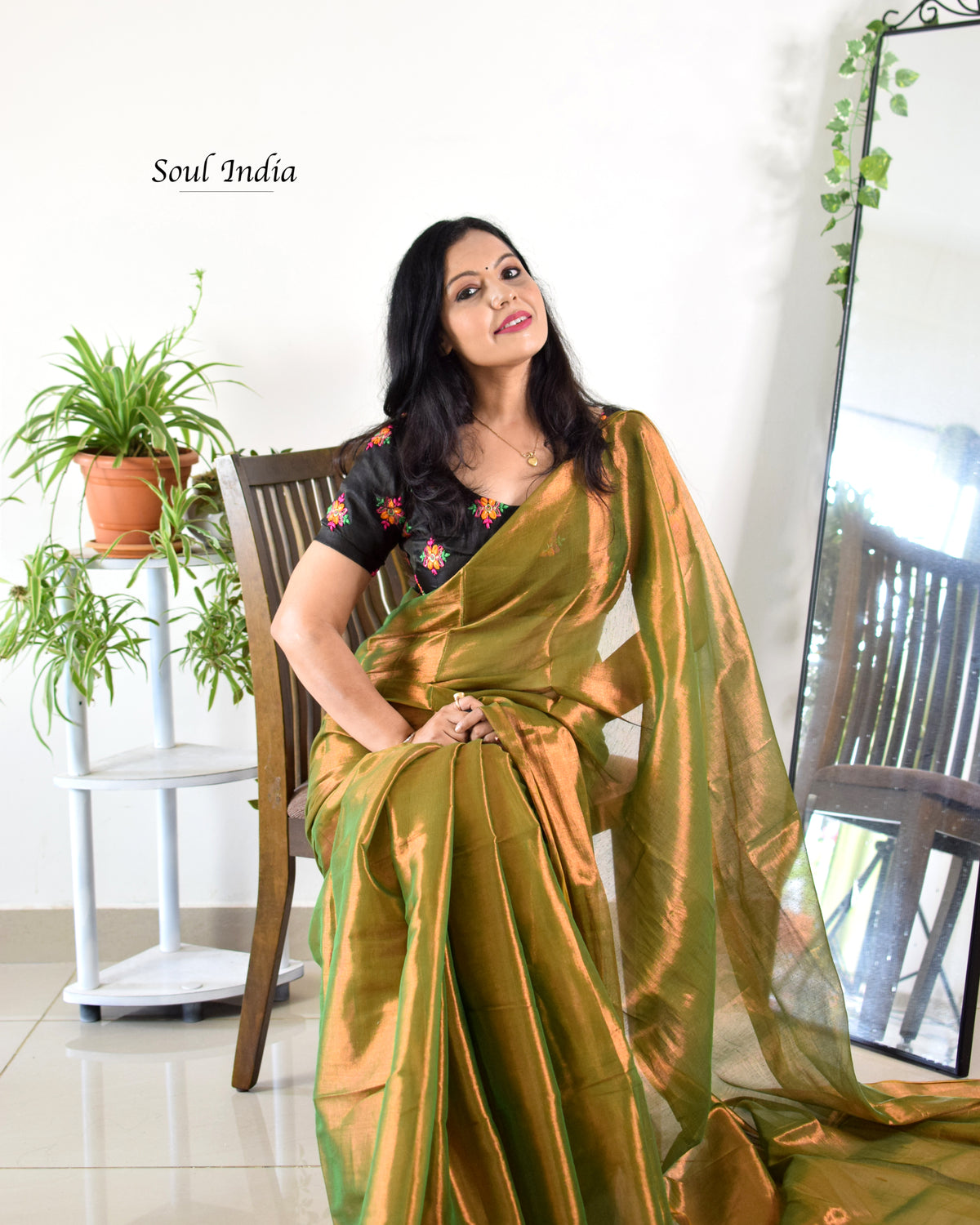 Handloom Mulmul Cotton Bengal Tissue Saree - golden Glow