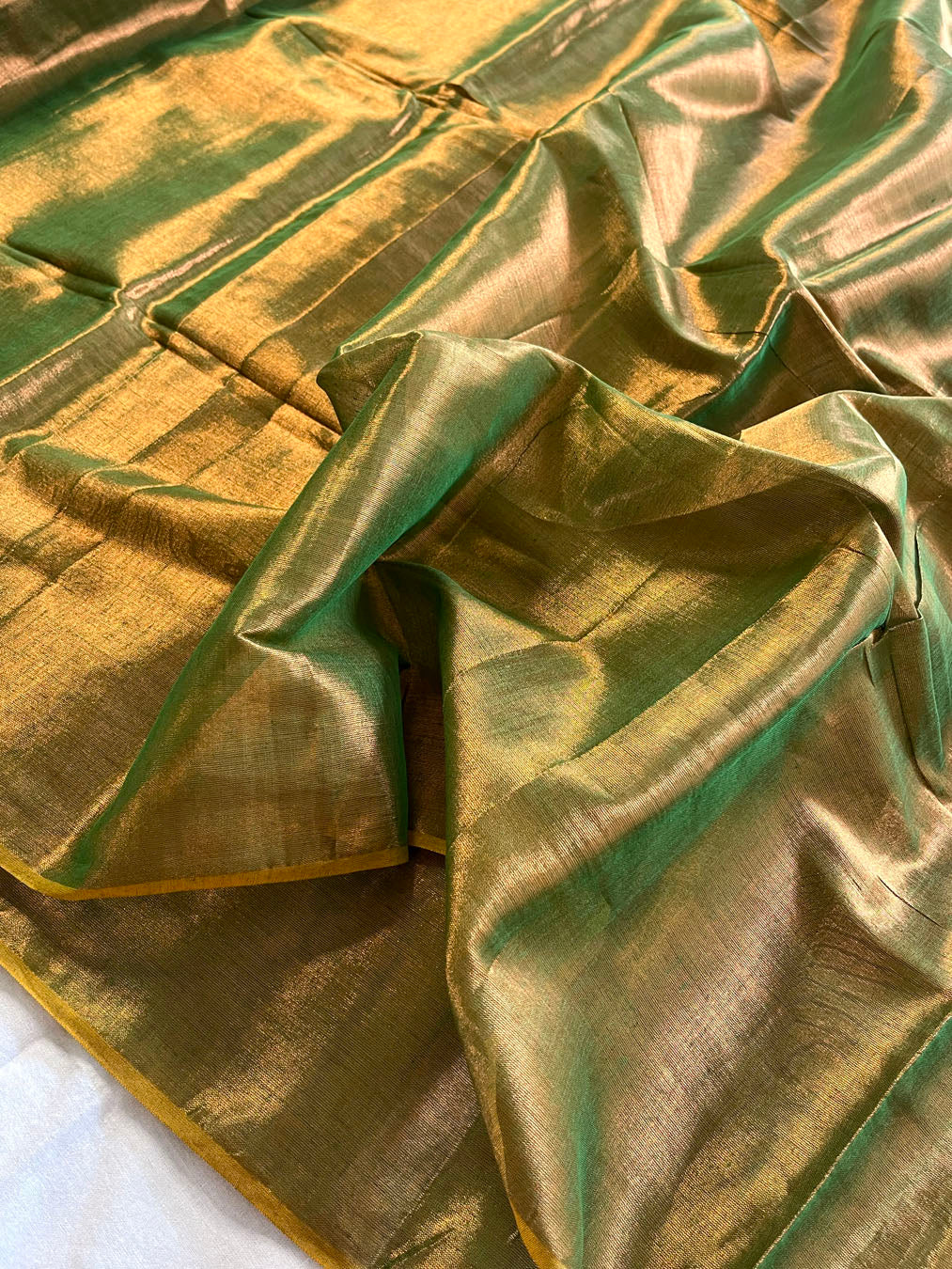 Handloom Mulmul Cotton Bengal Tissue Saree - golden Glow