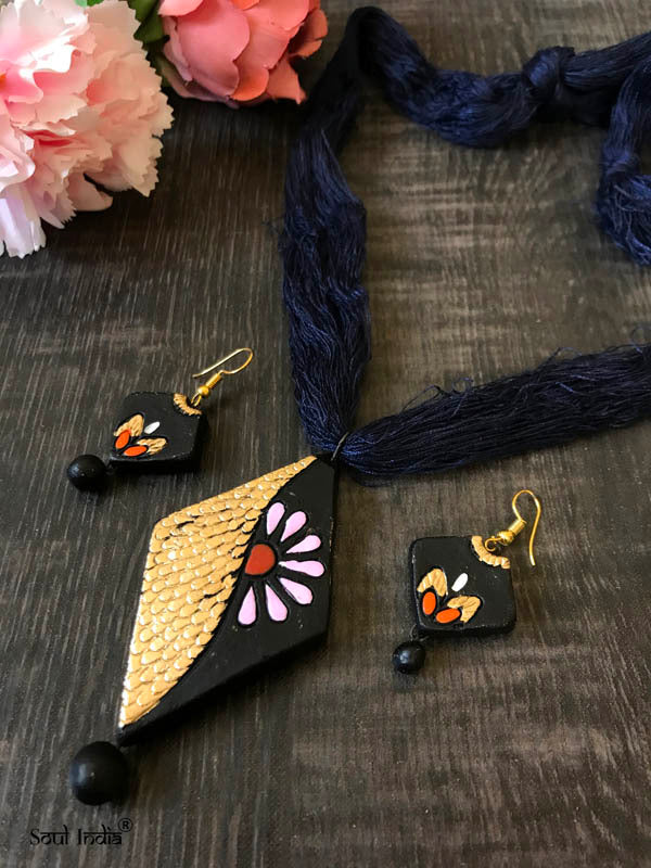 Handmade Terracotta Jewellery Set- Black