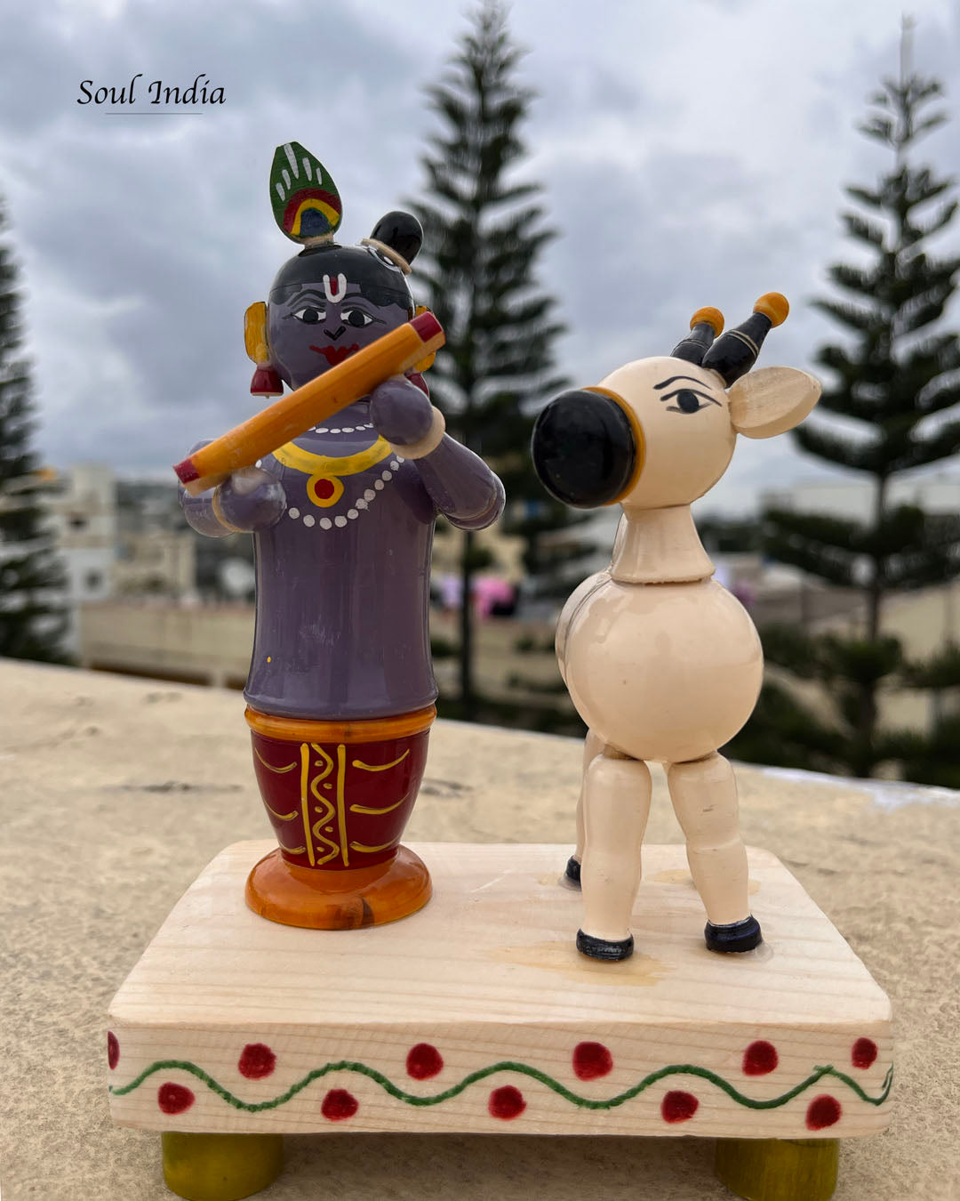 Handcrafted GI TAGGED Etikoppaka Krishna With Cow