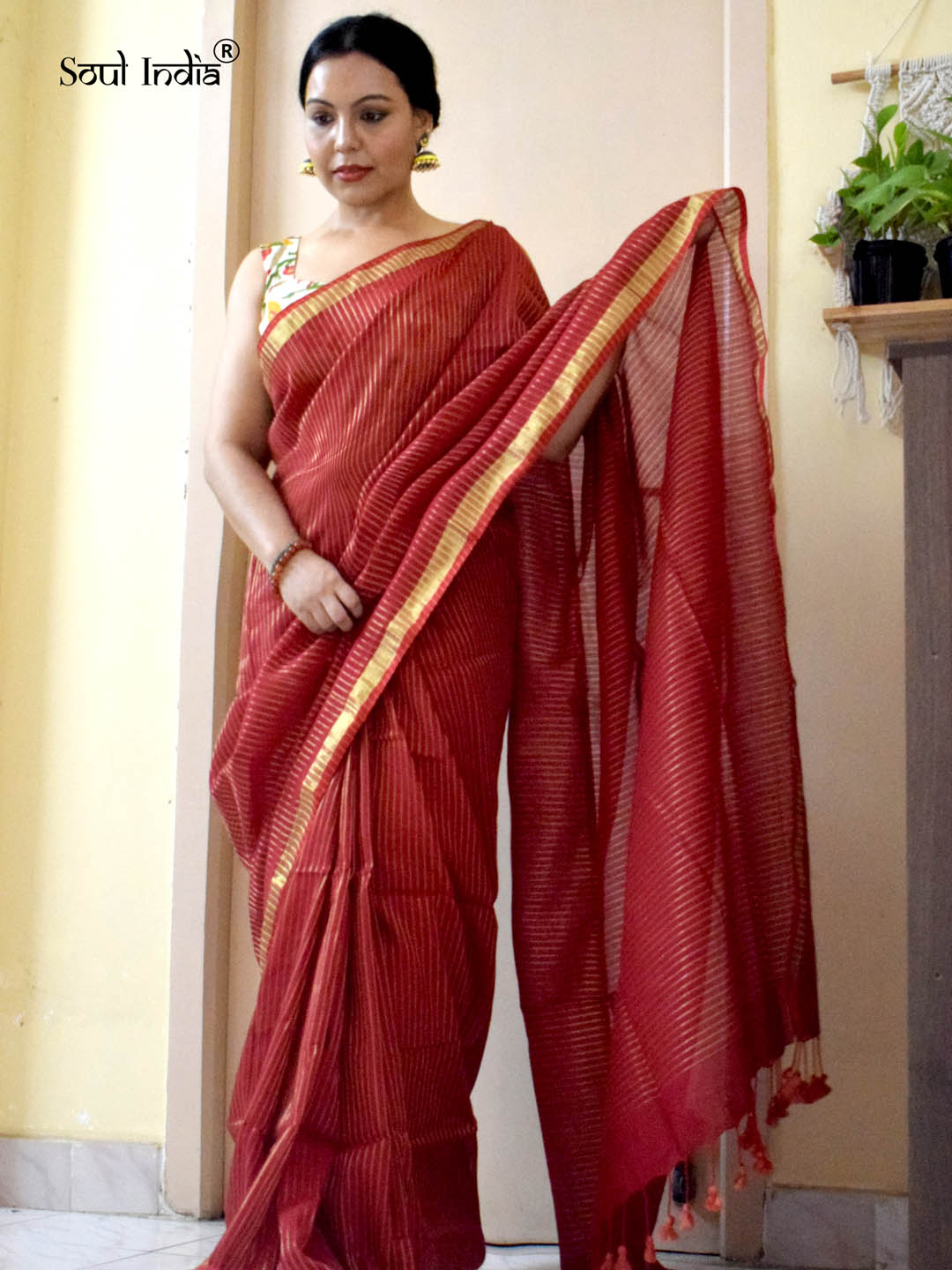 Handloom Mulmul Cotton Saree With Woven Design- Red