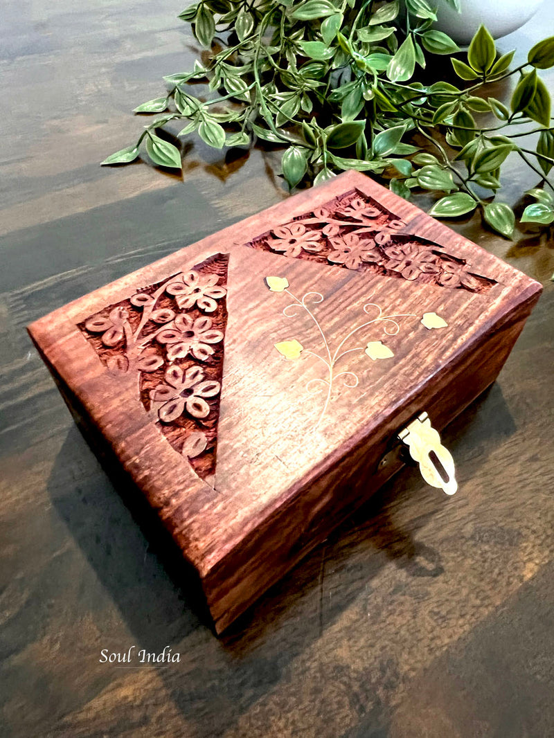 Handcrafted GI TAGGED Eitikoppaka Wooden Jewellery Box