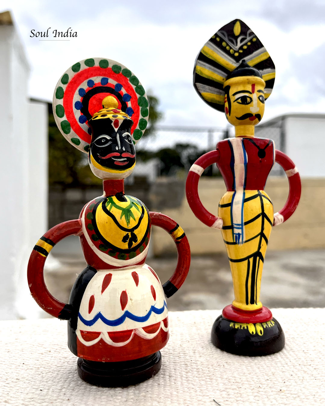 Handcrafted GI TAGGED Etikoppaka Kathakali Couple