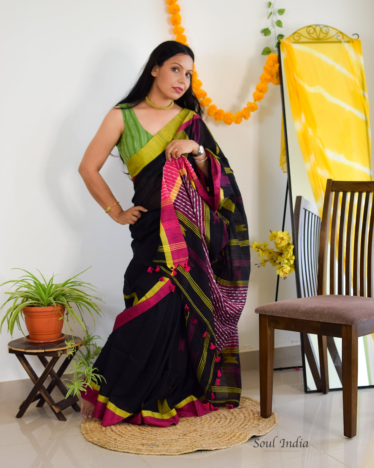 Handloom Khadi Cotton Saree With Woven Design - Black