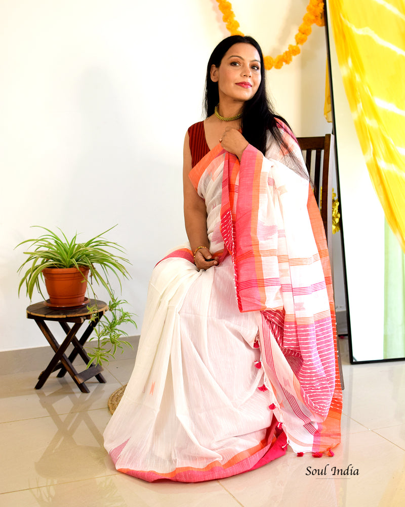 Handloom Khadi Cotton Saree With Woven Design - Off White