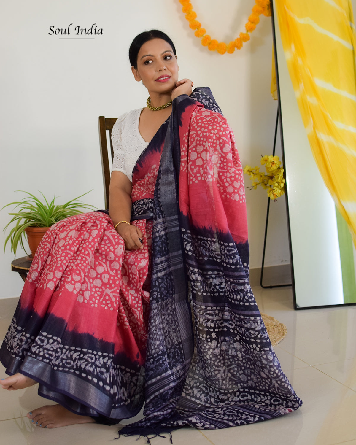 Handloom Cotton Linen Blend Batik Saree - Pink